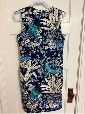 J. McLaughlin Navy Tropical Bird-Print Midi Shift Dress. Size 8. Polyest/Spandex